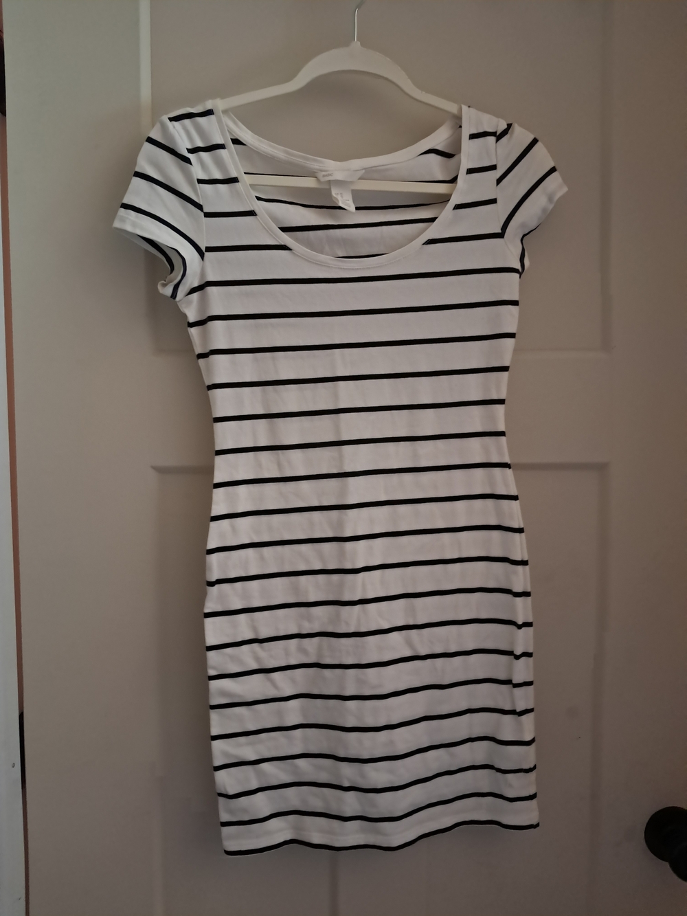 H&M White and Black Striped Midi Dress